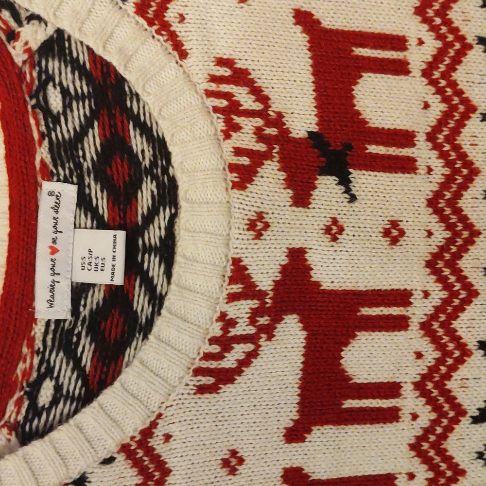 Winter/Christmas Sweater Reindeer & Snowflakes - Picture 3 of 9
